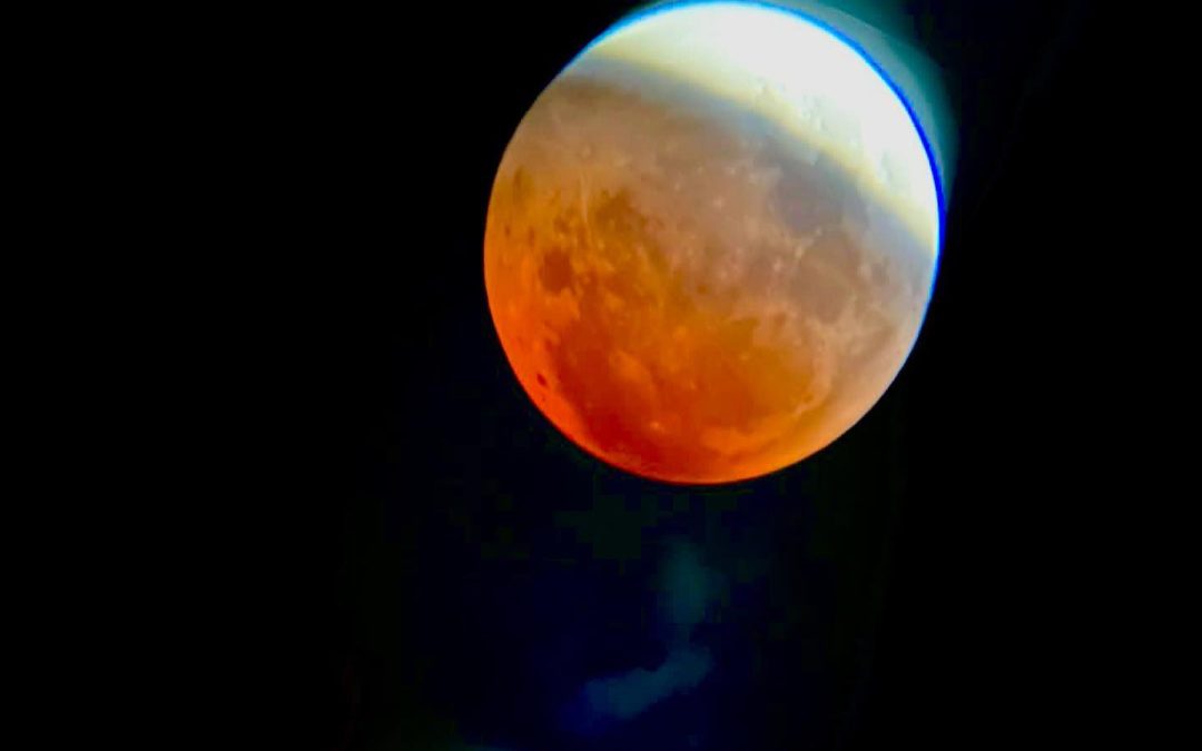 Eclipse total de luna el Colegio Abraham Maslow